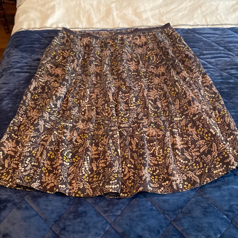 BOHO tiered floral skirt elastic waist with velvet detail New York Co 100% silk